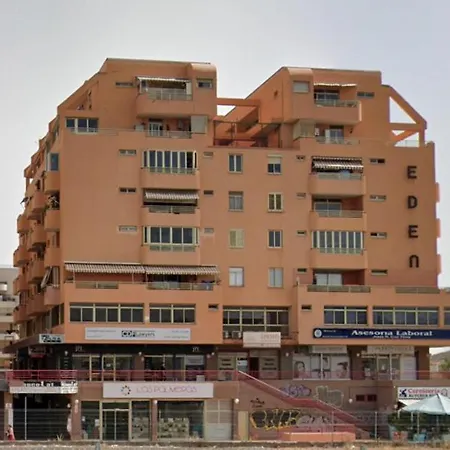 Eden Cristianos Apartament